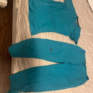 Grey’s Anatomy Barco scrub set